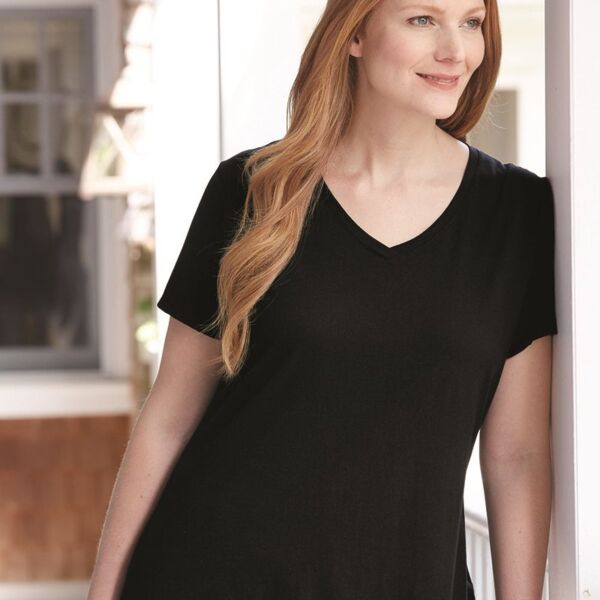 Women’s V-Neck Short Sleeve T-Shirt Thumbnail